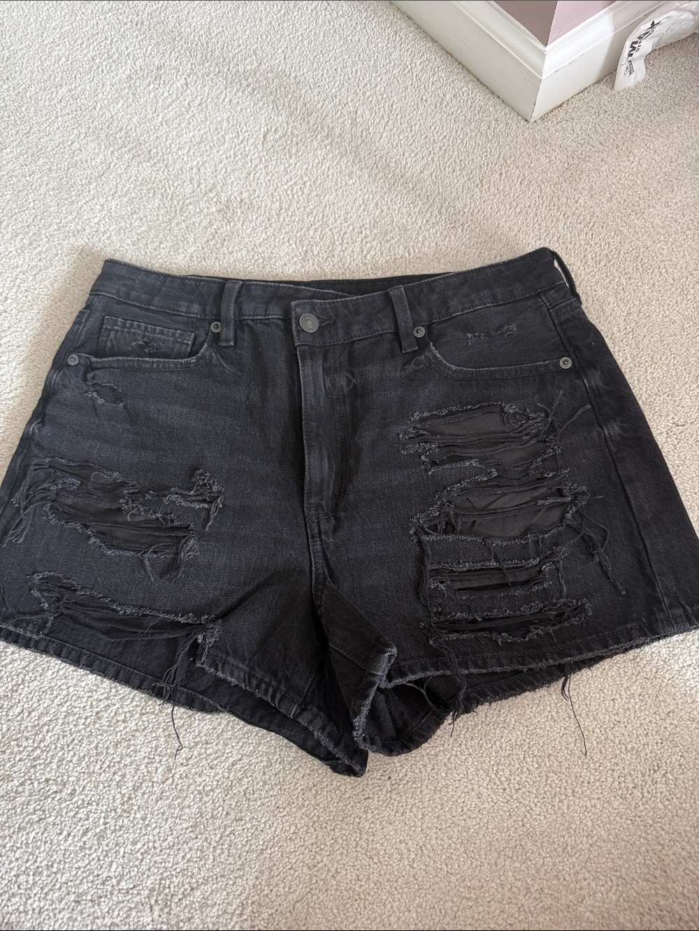 Women’s American Eagle Outfitters Black Distressed Denim Shorts
